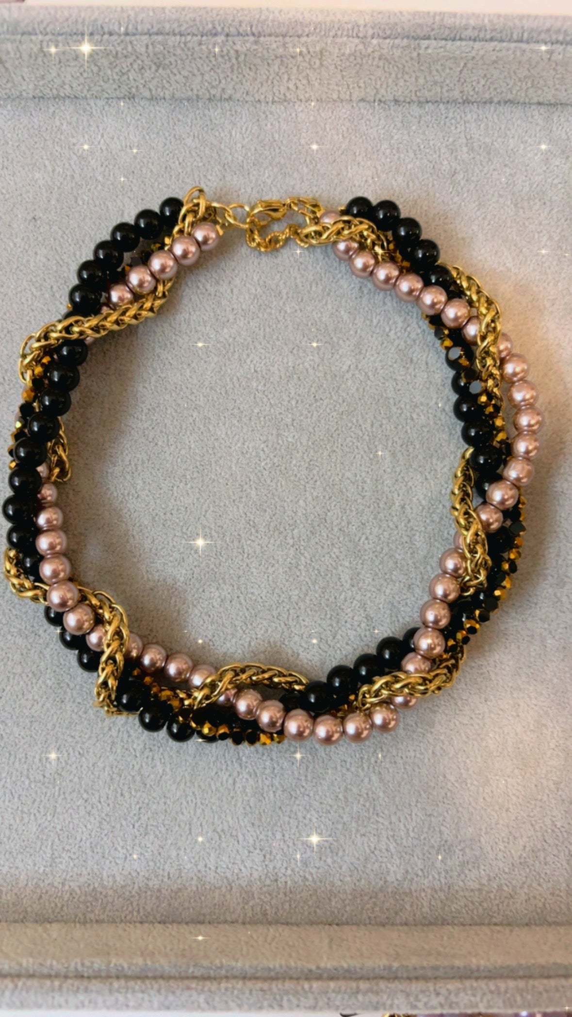 Collar trendy Noem