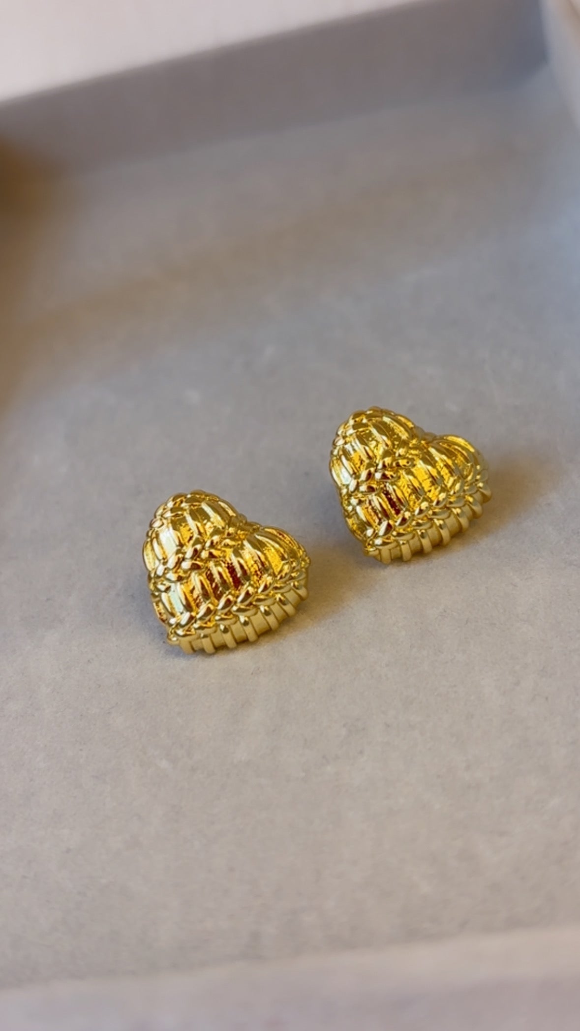 Aretes cora gold