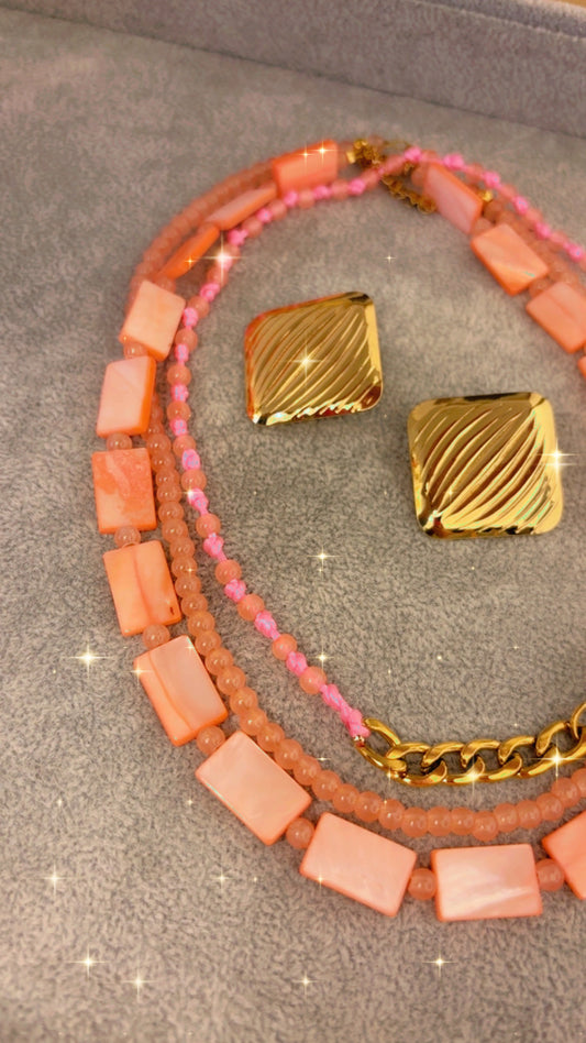 Collar coral