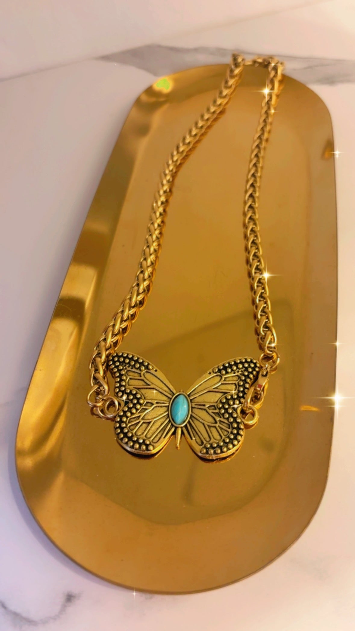 Collar mariposa 🦋