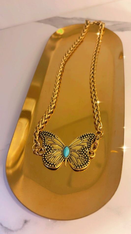 Collar mariposa 🦋