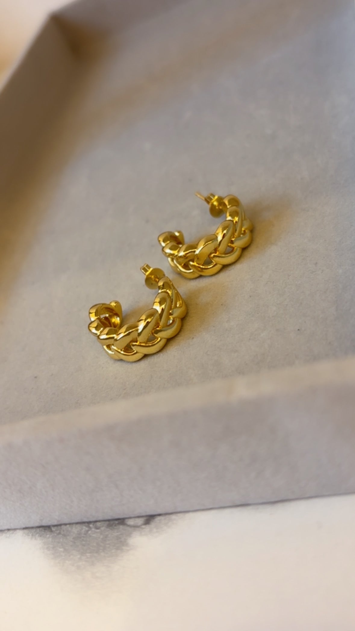 Aretes aros chunky trenzados