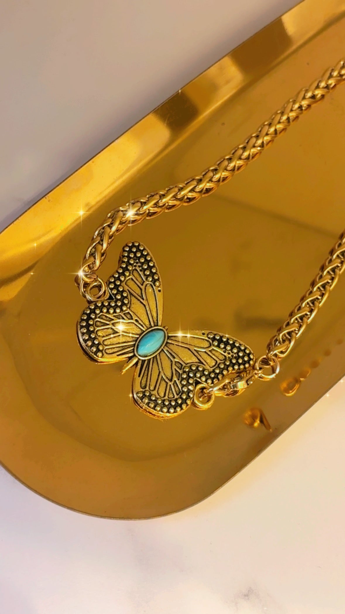 Collar mariposa 🦋