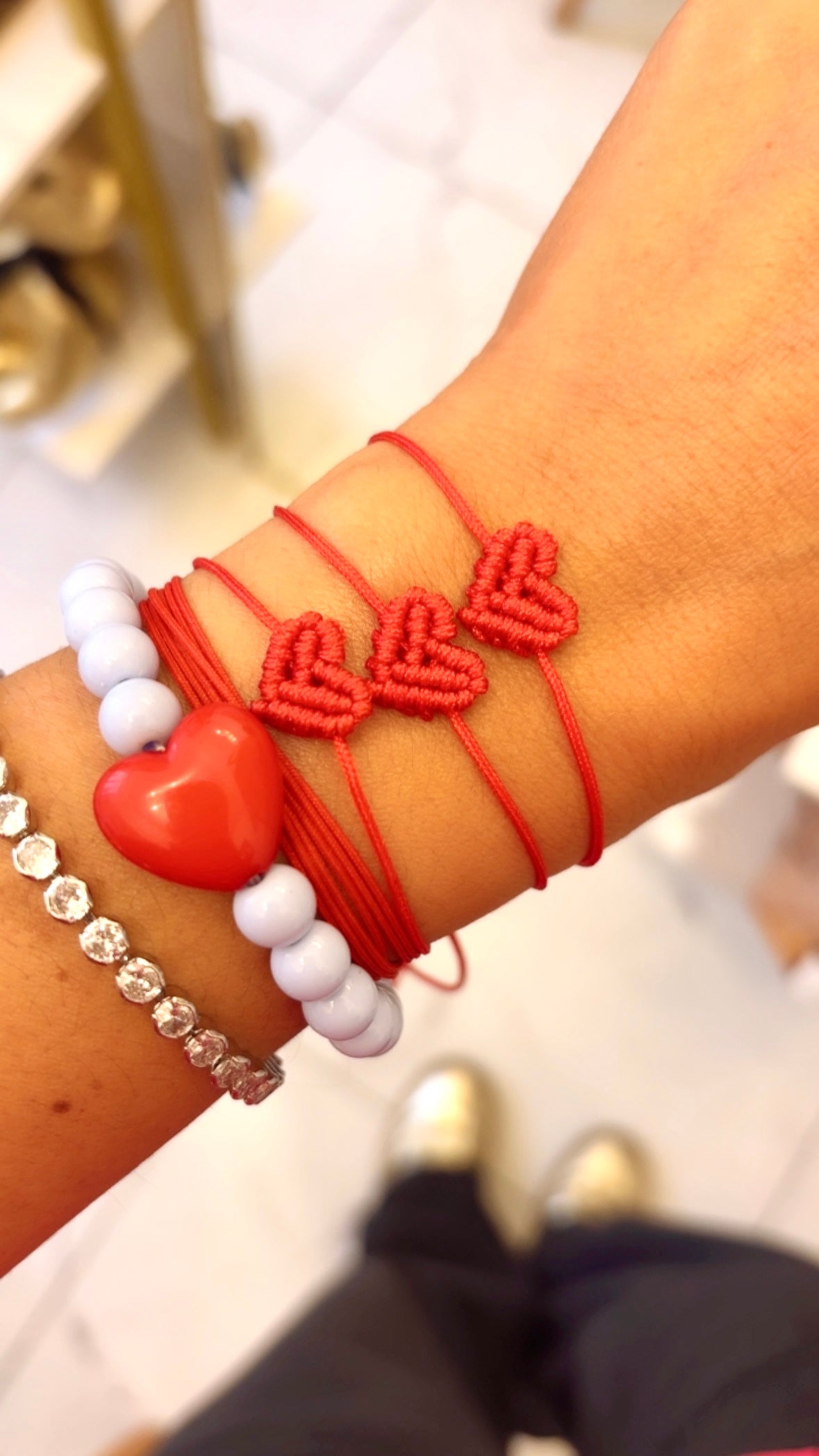 ¡Pulsera tejida de regalo! 💝