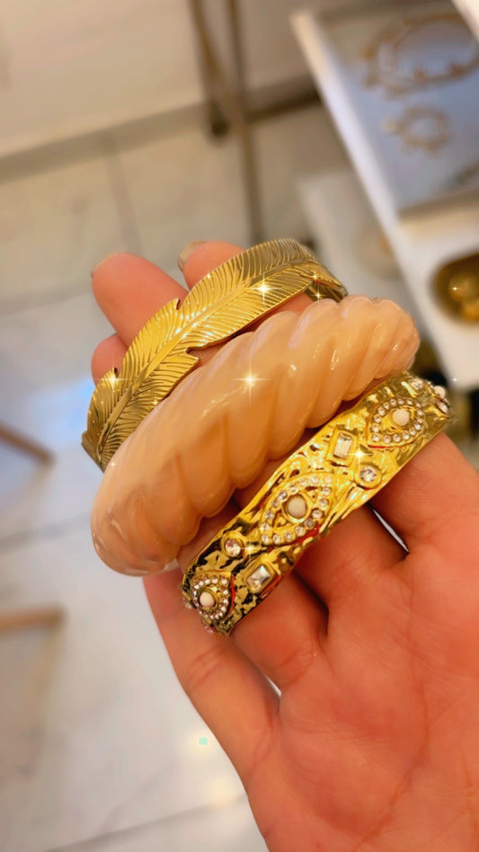 Pulsera hojas doradas