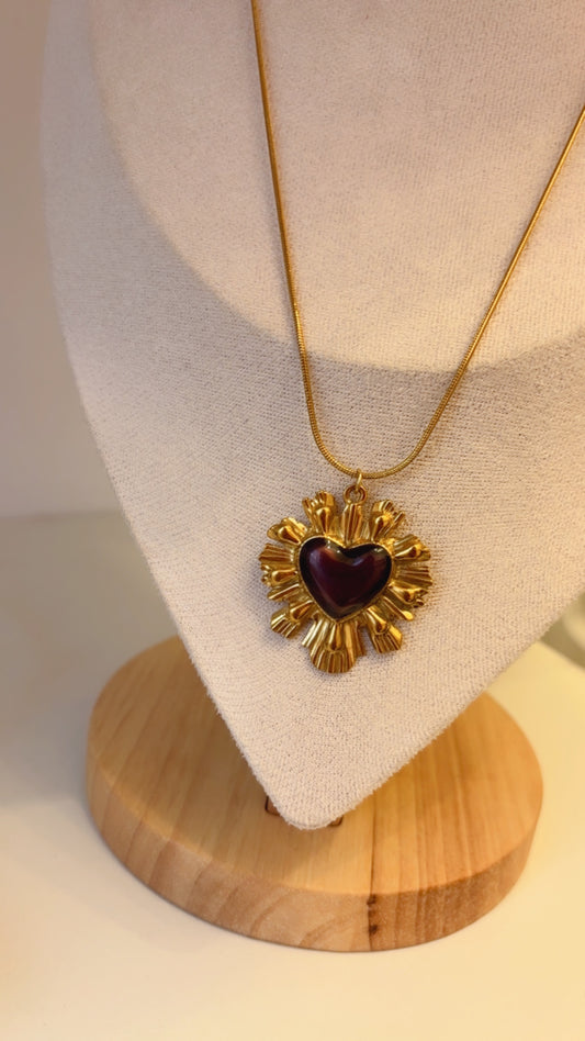 Collar sagrado corazón
