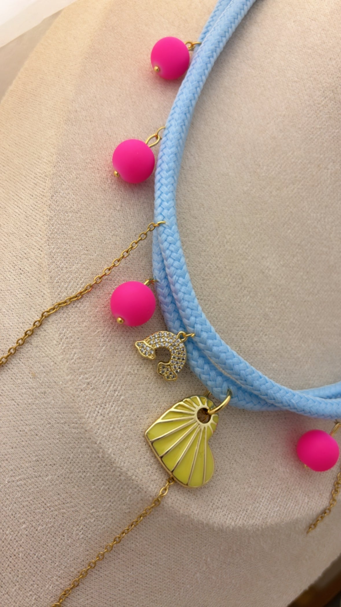 Collar doble Cora agujeta